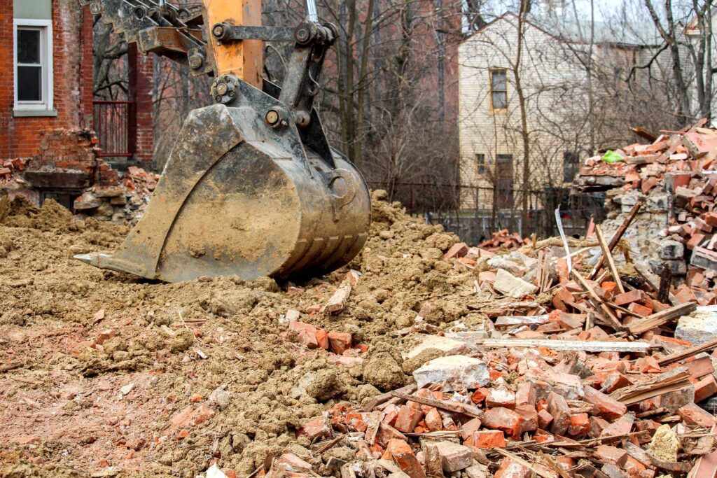 Demolition Waste Experts, Lantana Junk Removal and Trash Haulers
