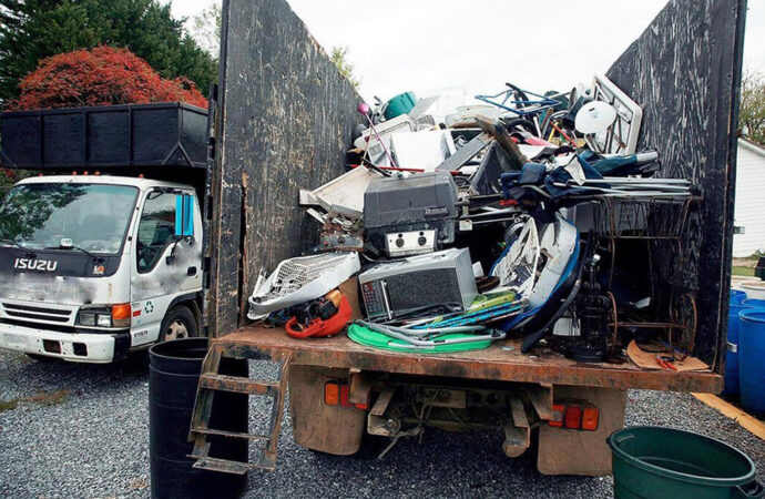 Junk Hauling Experts, Lantana Junk Removal and Trash Haulers